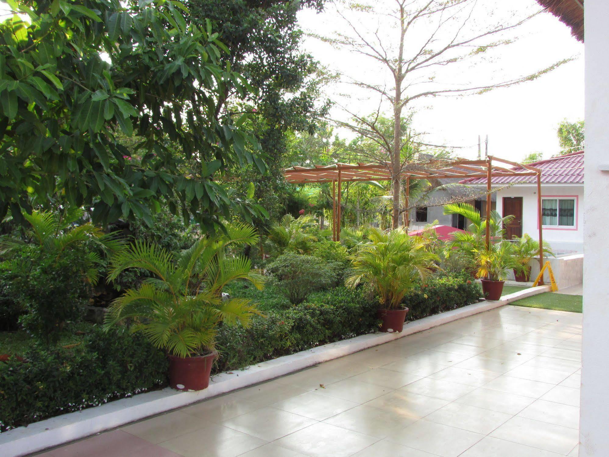 Manita Anna Guesthouse Jullyanna Before Sihanoukville Exteriör bild