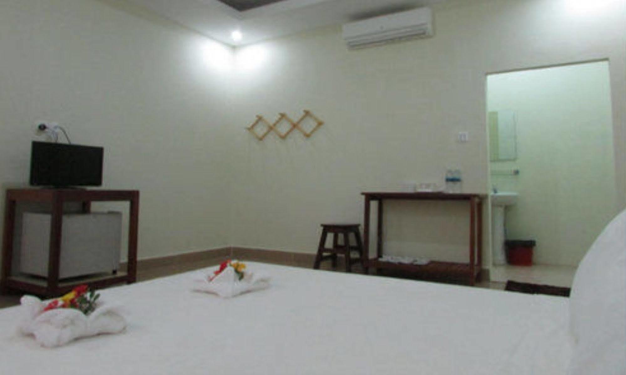 Manita Anna Guesthouse Jullyanna Before Sihanoukville Exteriör bild